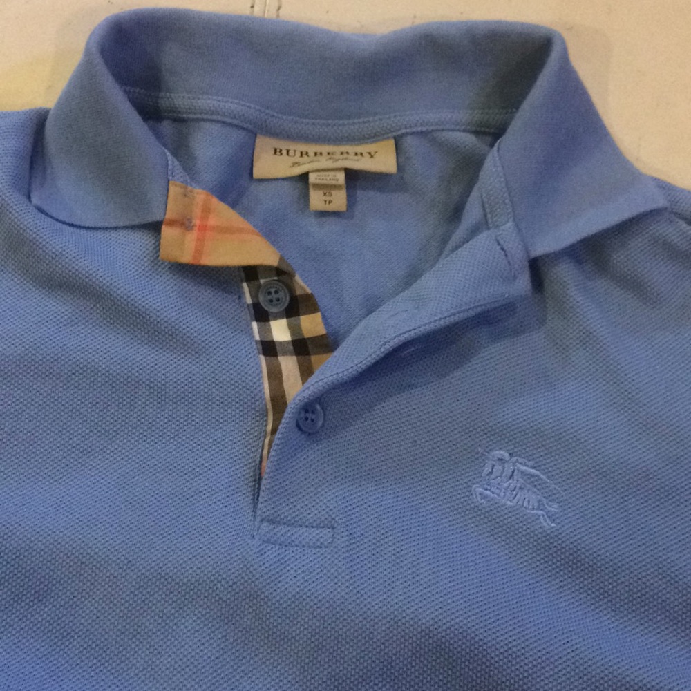 New 2019 men’s small Burberry shirt